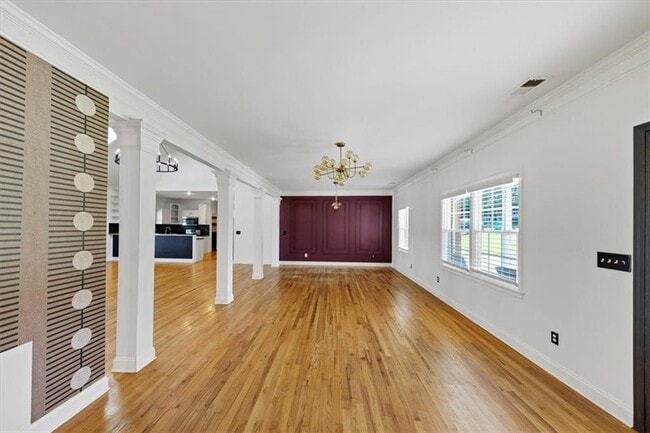 Foto del edificio - 3552 Robinhill Dr