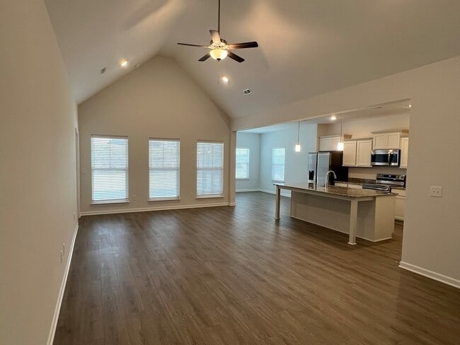 Foto del edificio - 1139 Bluecreek Cir