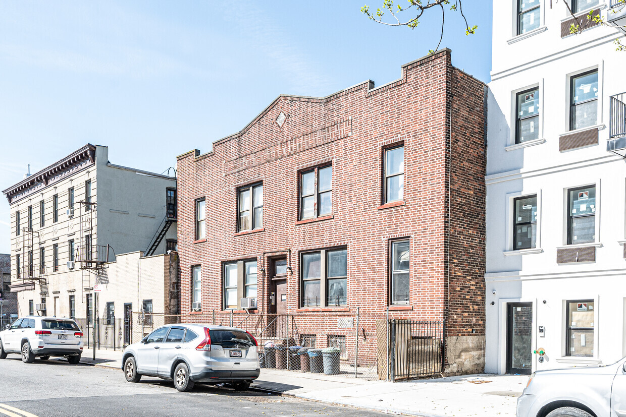 196-198 Buffalo Ave, Brooklyn, NY 11213 - Apartments in Brooklyn, NY ...