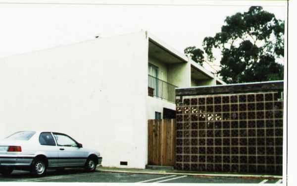 Building Photo - 29 Massolo Dr