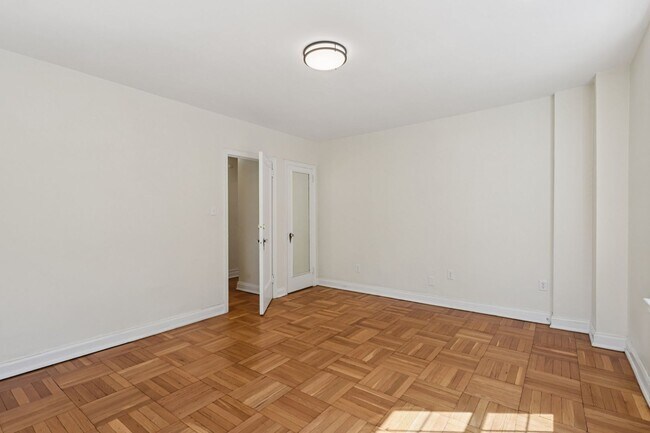 Interior Photo - The Royal York Apartments