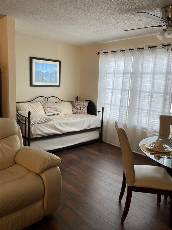 Foto del edificio - 5623 80th St N