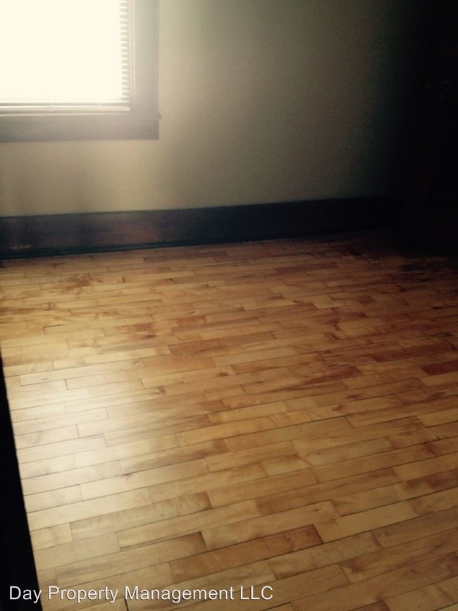 Foto del edificio - 952-954 W 11th Ave