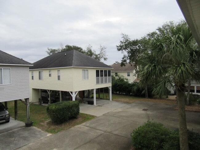 Building Photo - 937 Tiffany Ln