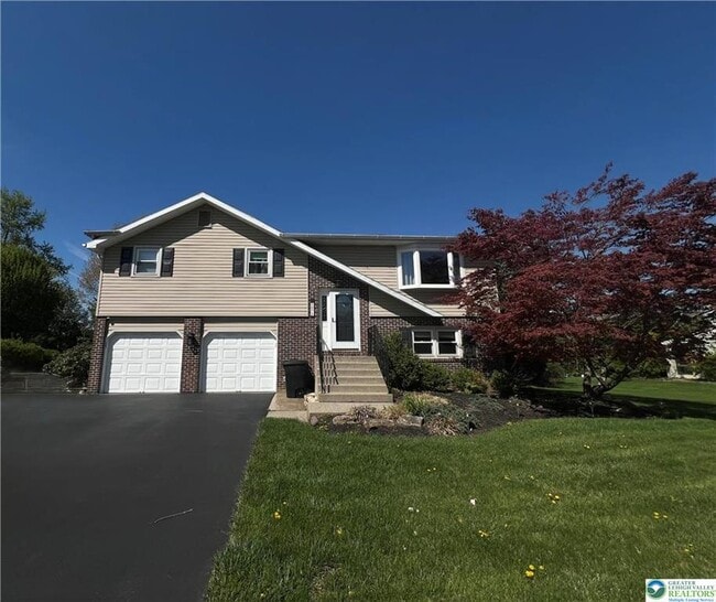 Building Photo - 3071 Athena Dr