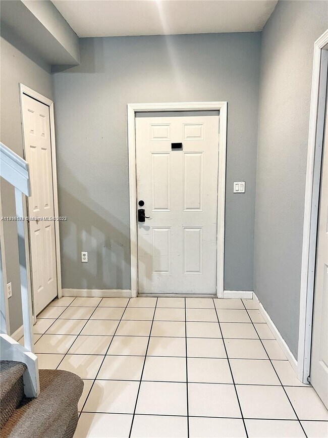 Foto del edificio - 1495 SE 27th St