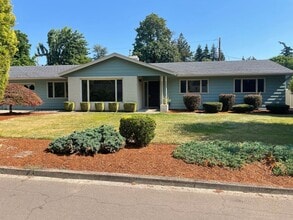 Building Photo - 5005 Eureka Way