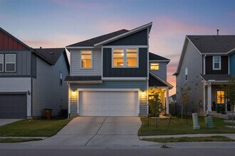 Building Photo - 13606 Long Is Dr