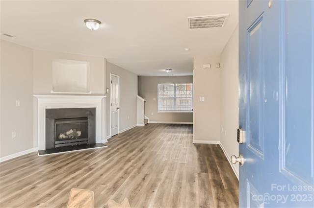 Building Photo - 131 Hunslet Cir