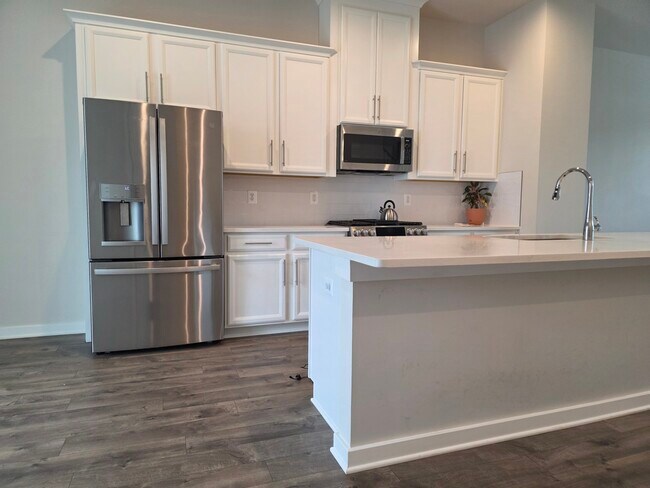 Building Photo - 1717 Autumn Maple Leaf Dr