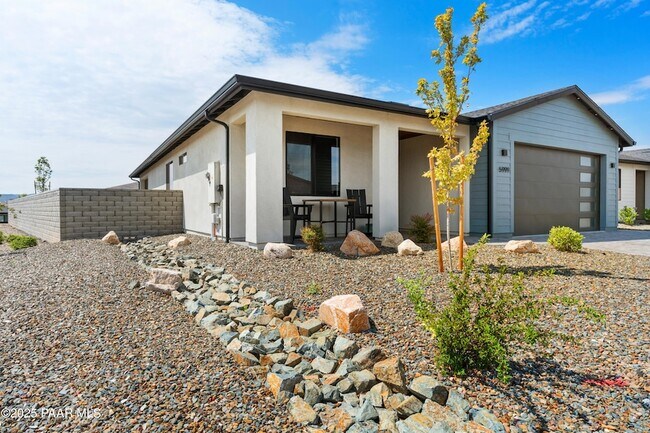 Foto del edificio - 5999 Finch Pl