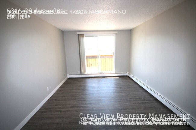 Building Photo - Recently Renovated 2-bedroom Condo in the Beautiful Taber Manor! ?