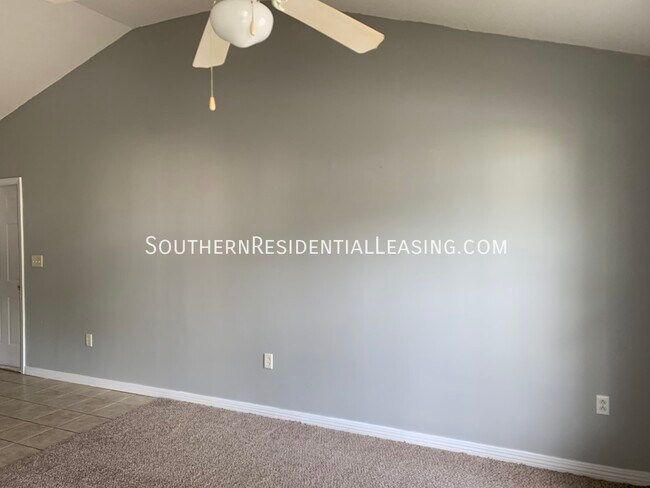 Foto del edificio - Freeport Village~by Southern