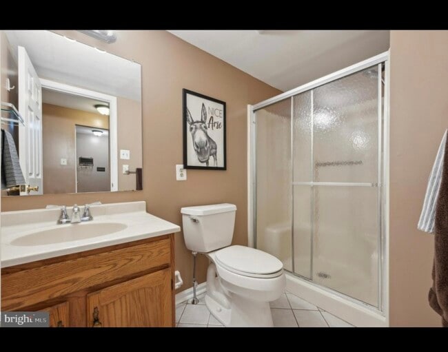 Building Photo - 338 Cashel Ct
