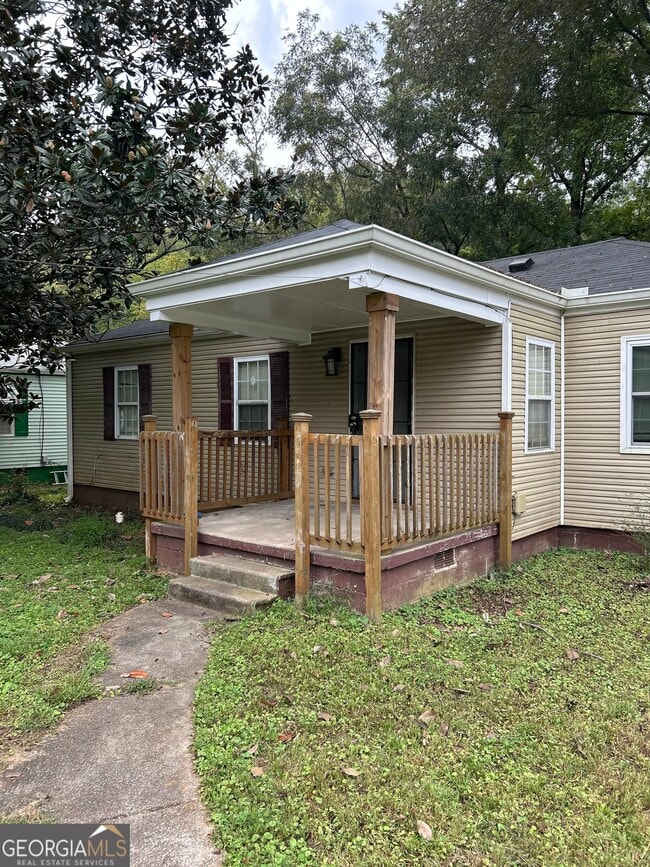 Building Photo - 2133 Blayton Ln SE