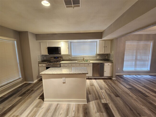 Building Photo - 12239 Kleinmeadow Dr