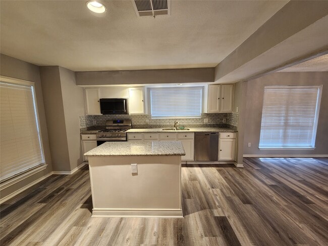 Foto del edificio - 12239 Kleinmeadow Dr