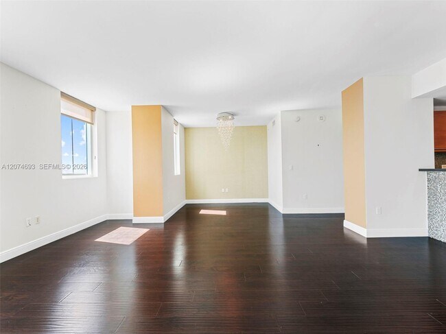 Foto del edificio - 244 Biscayne Blvd