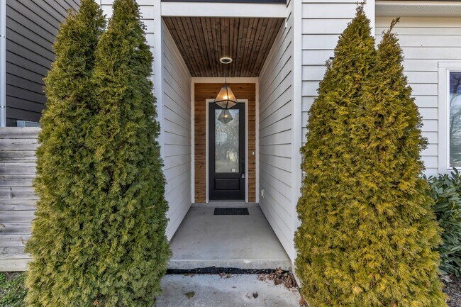 Foto del edificio - 715 32nd Ave N