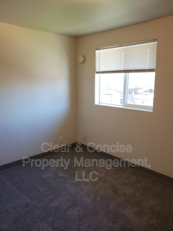 Foto del edificio - 4285 River Rd