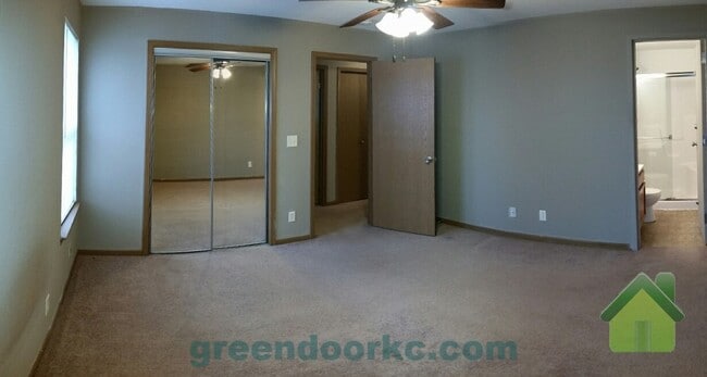 Building Photo - 802 Fall Meadow Ln