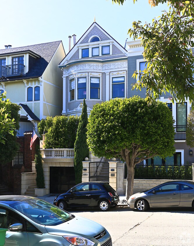Building Photo - 2260 Jackson St