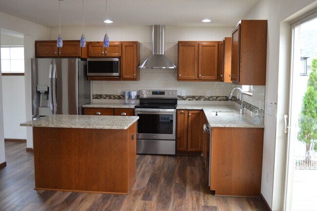 Building Photo - 9314 Highland Gate Way