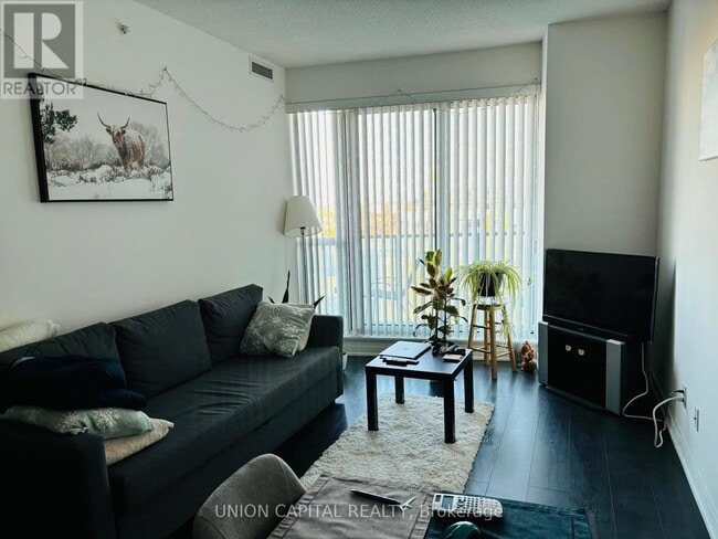 Building Photo - 150 E Liberty St