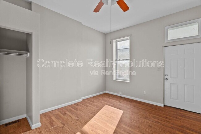 Foto del edificio - 3021 Iowa Ave