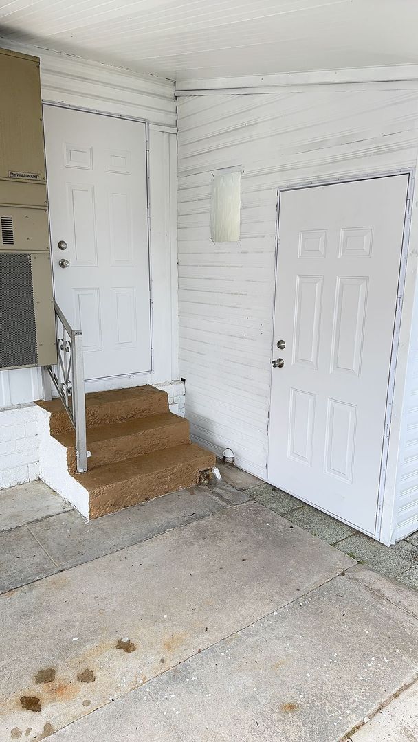Building Photo - Newly Renovated South Tampa One Bedroom, One Bathroom home for rent