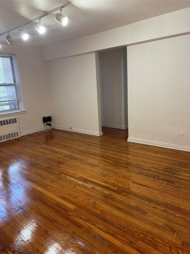 Foto del edificio - 120-120-85 85th St