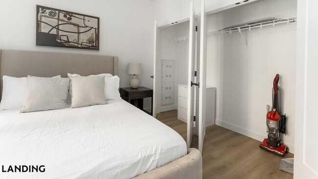 Building Photo - 632 Howard Rd SE