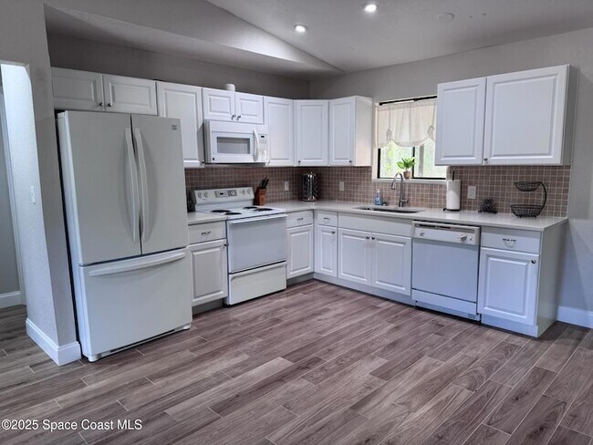 Foto del edificio - 871 Sanford St SW