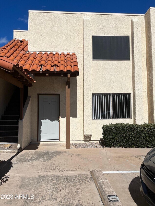 Primary Photo - 4307 Ave Palermo