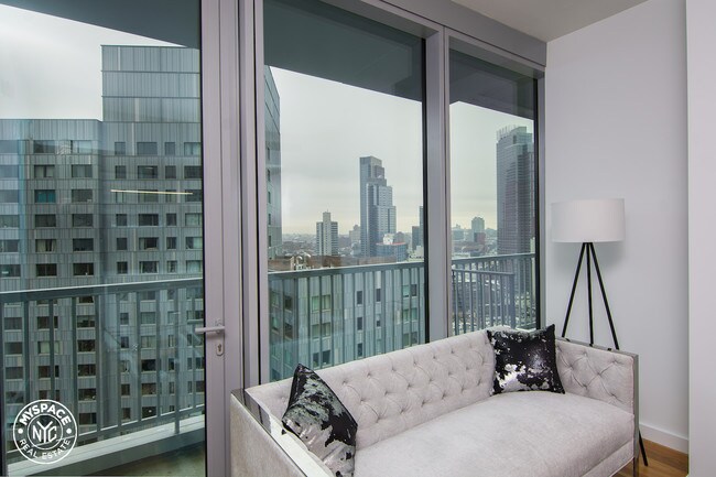 Foto del edificio - 436 Albee Sq