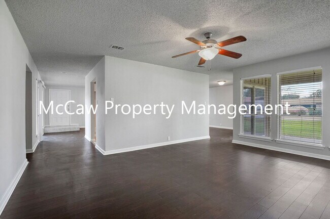 Foto del edificio - 1736 Brown Trail