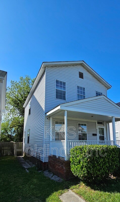 Foto del edificio - 827 Marshall Ave