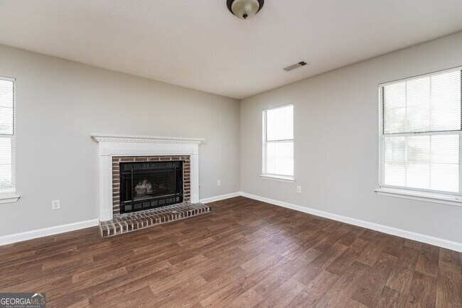 Building Photo - 5816 Rex Mill Dr