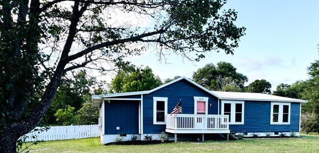 Building Photo - Country Life with beach and downtown Wilmi...