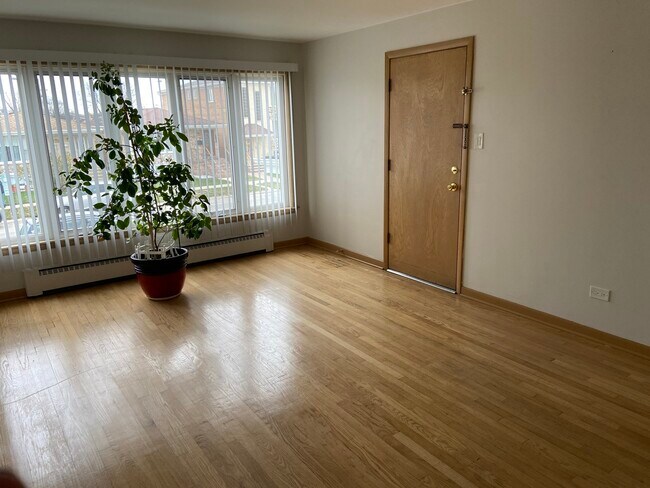 Foto del edificio - 4640 N Sayre Ave