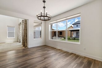 Building Photo - 5015 Oakley Dr
