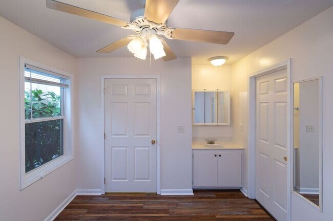 Building Photo - 97 Citadel Dr