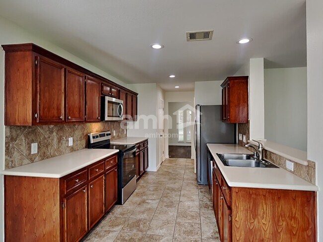 Foto del edificio - 26949 Carriage Manor Ln