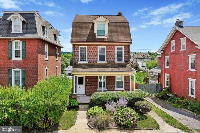 Foto del edificio - 312 Washington Ave