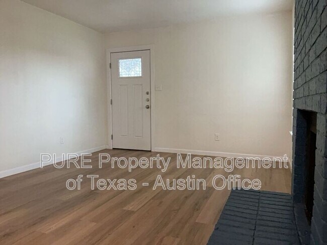 Foto del edificio - 7405 Tumbleweed Dr