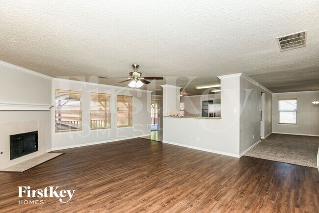 Foto del edificio - 7209 Hummingbird Ct