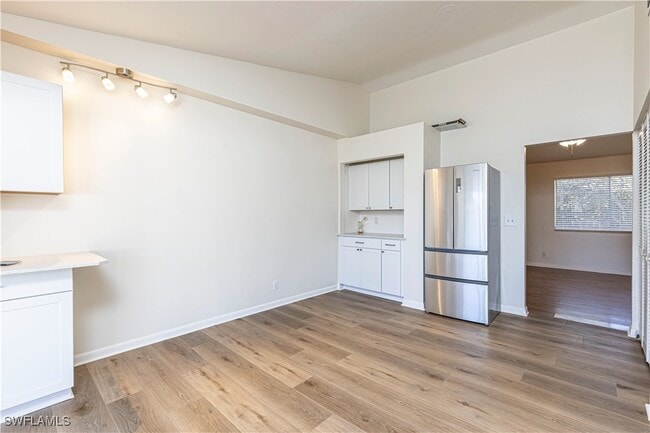 Foto del edificio - 5434 16th Pl SW