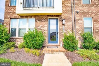 Building Photo - 167 Lyons Crk Dr