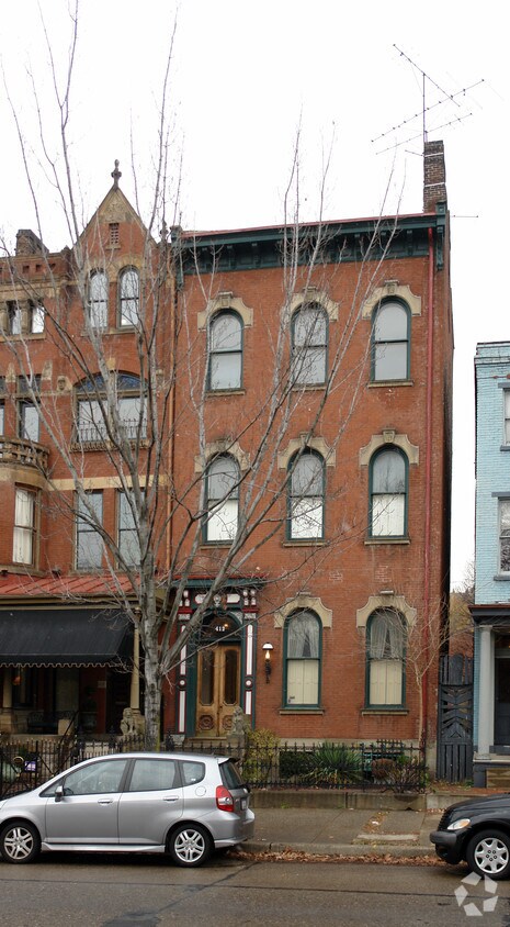 Primary Photo - 412 W North Ave