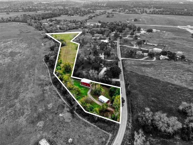 Foto del edificio - 425 Campbell Rd